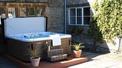 Cotswold Manor 1