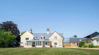 StowManor