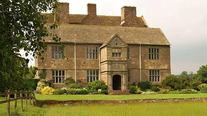 Treowen Gallery